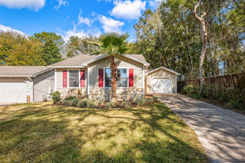 3 bedroom Detached Single Family at 206 Esmond Court, Valparaiso Pinecrest 3, Niceville — photo 1