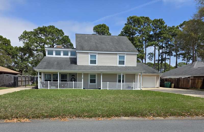 3 bedroom Detached Single Family at 19 Lake Lorraine Circle, Lake Lorraine Estates 3, Shalimar — photo 1