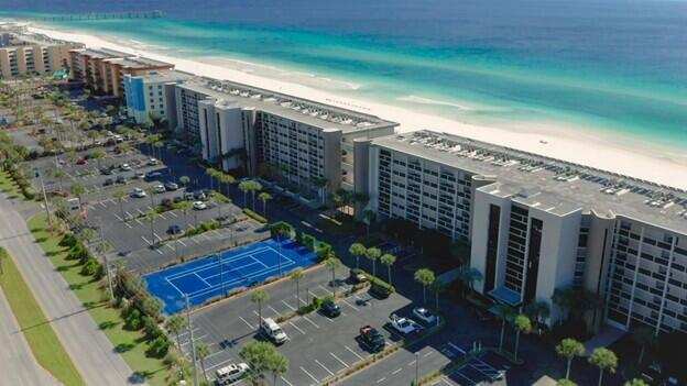 1 bedroom Condominium at 381 Santa Rosa Boulevard #W512, Breakers Of Fwb Ph 1, Fort Walton Beach — photo 1