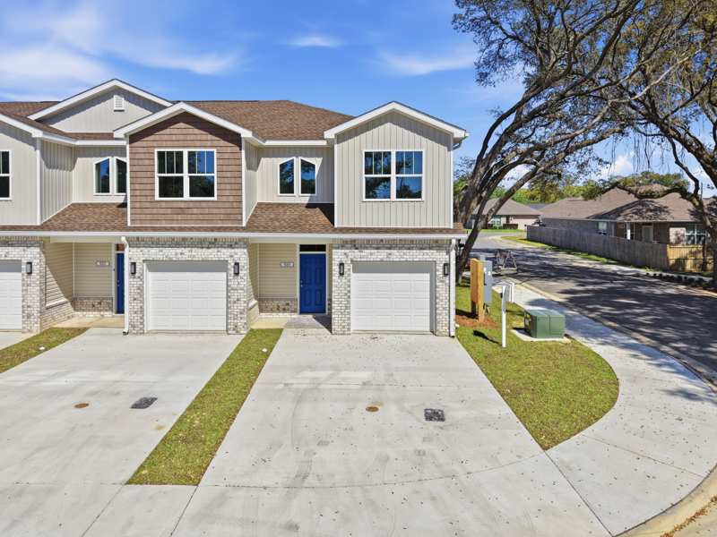 3 bedroom Townhouse at 931 Kenzie Lane, Vicki Leigh T/H, Fort Walton Beach — photo 1