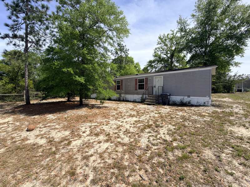 2 bedroom Mobile Home at 87 Pinetree Lane, Oakwood Hills Unit 1, DeFuniak Springs — photo 1