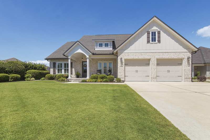 4 bedroom Detached Single Family at 77 Meadow Lake Drive, Hammock Bay, Freeport — photo 1