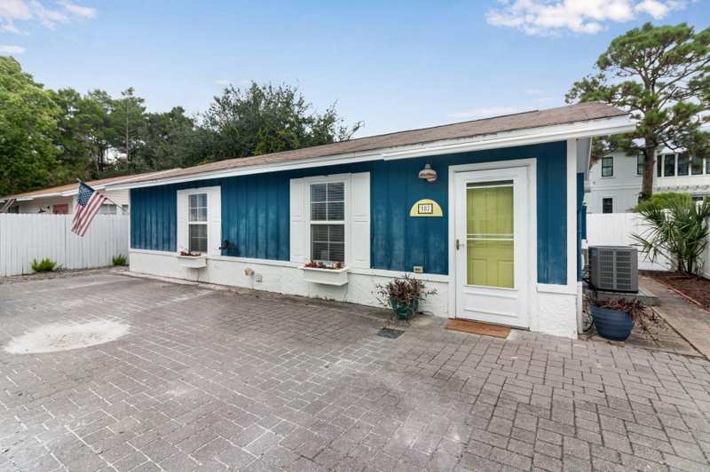 2 bedroom Detached Single Family at 107 Brown Street, Reids Unrec, Santa Rosa Beach — photo 1