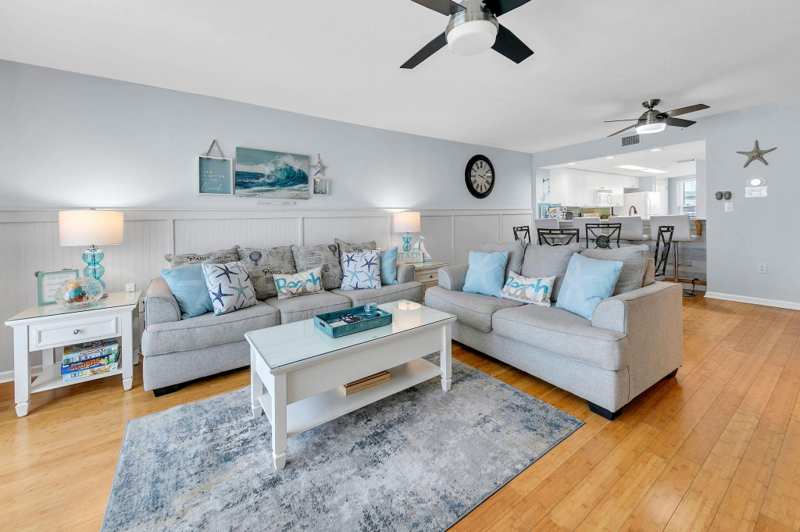 2 bedroom Condominium at 895 Santa Rosa Boulevard #206, Seacrest Condominiums, Fort Walton Beach — photo 1