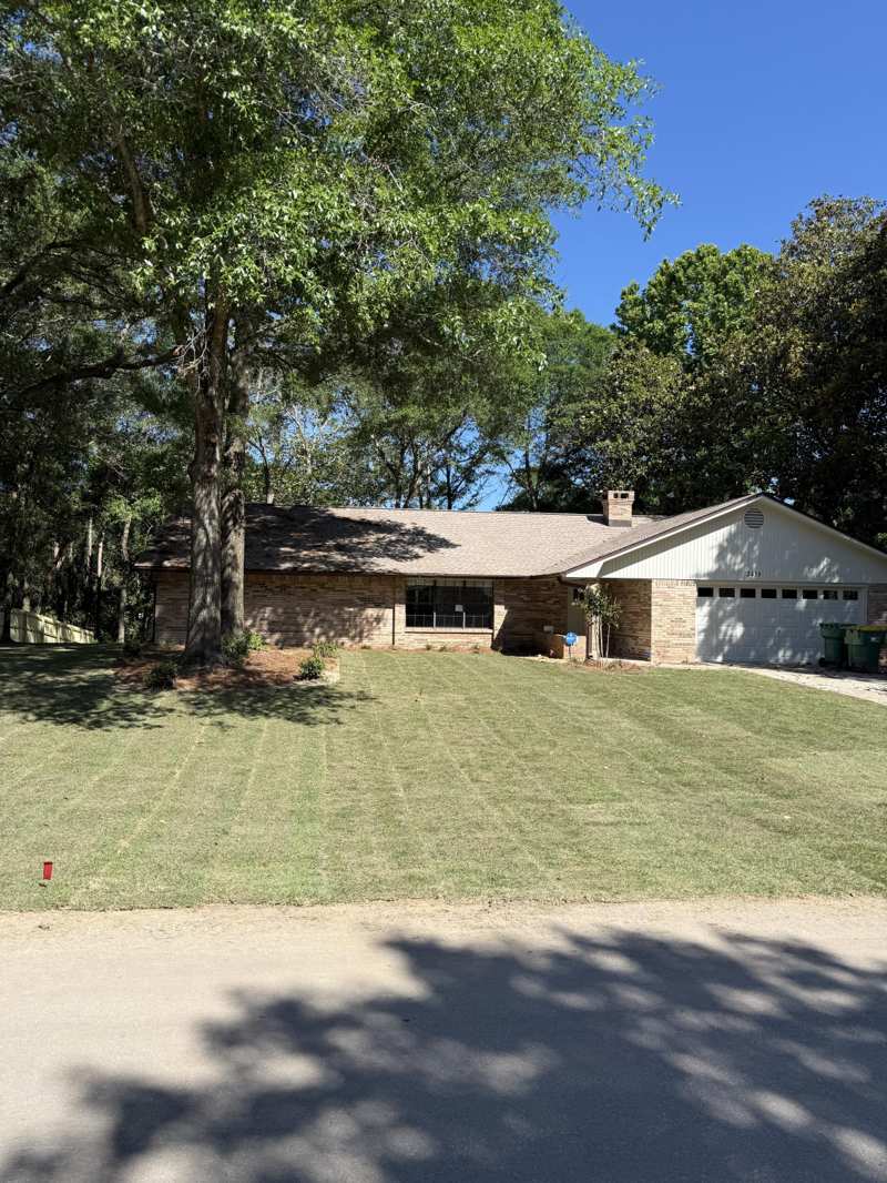 4 bedroom Detached Single Family at 2435 Rocky Shores Drive, Rocky Bayou, Niceville — photo 1