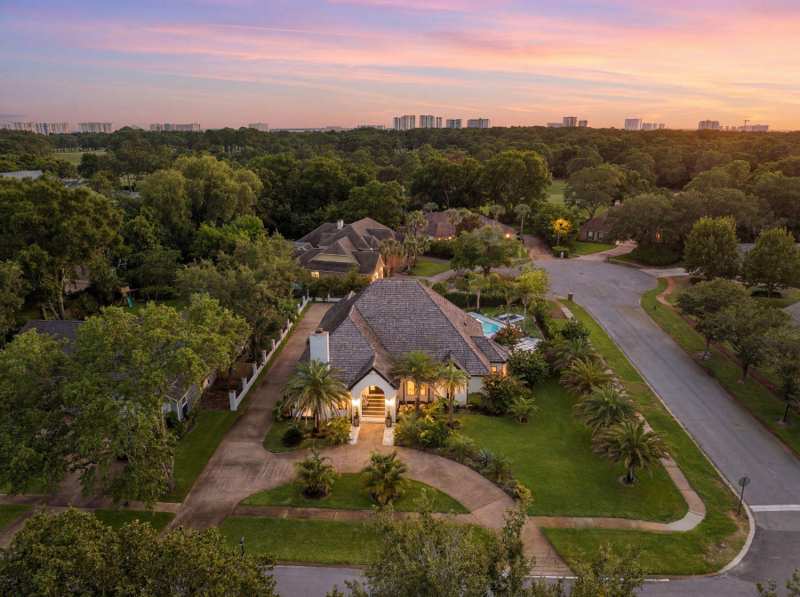 3 bedroom Detached Single Family at 145 W Country Club Drive, Indian Bayou, Destin — photo 1