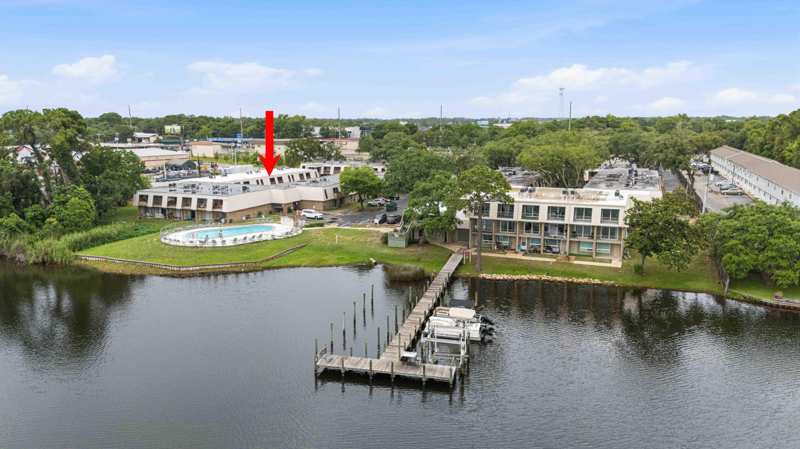 2 bedroom Condominium at 210 Pelham Road #215C, Pier One Condo, Fort Walton Beach — photo 1