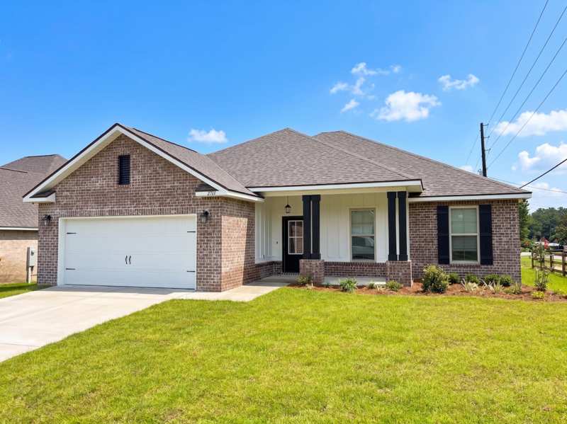4 bedroom Detached Single Family at 2701 Louis Circle, Young Oaks, Crestview — photo 1