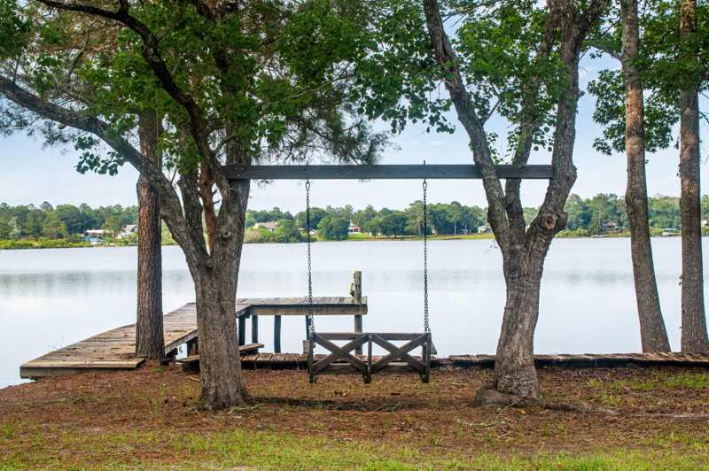 3 bedroom Detached Single Family at 4 Engelbrecht Road, DeFuniak Springs, DeFuniak Springs — photo 1