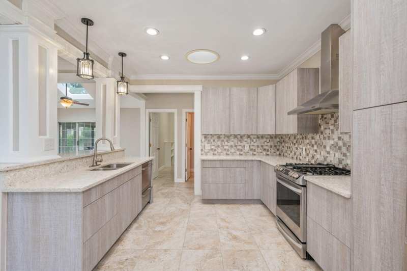 3 bedroom Detached Single Family at 2845 Jack Nicklaus Way, Lake Pointe, Shalimar — photo 1