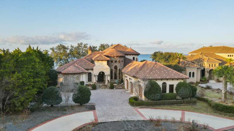 5 bedroom Detached Single Family at 456 Captains Circle, Regatta Bay Ph 2, Destin — photo 1