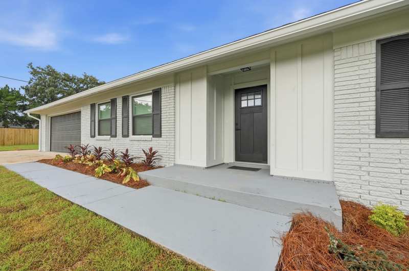 3 bedroom Detached Single Family at 250 NW Briarwood Circle, Bayou Woods 3rd Addn, Fort Walton Beach — photo 1
