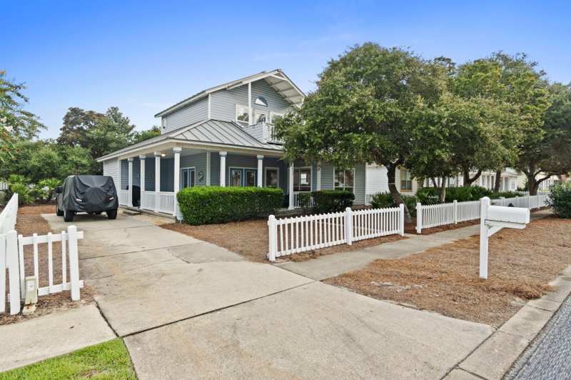 3 bedroom Detached Single Family at 4454 Clipper Cove, Crystal Beach, Destin — photo 1