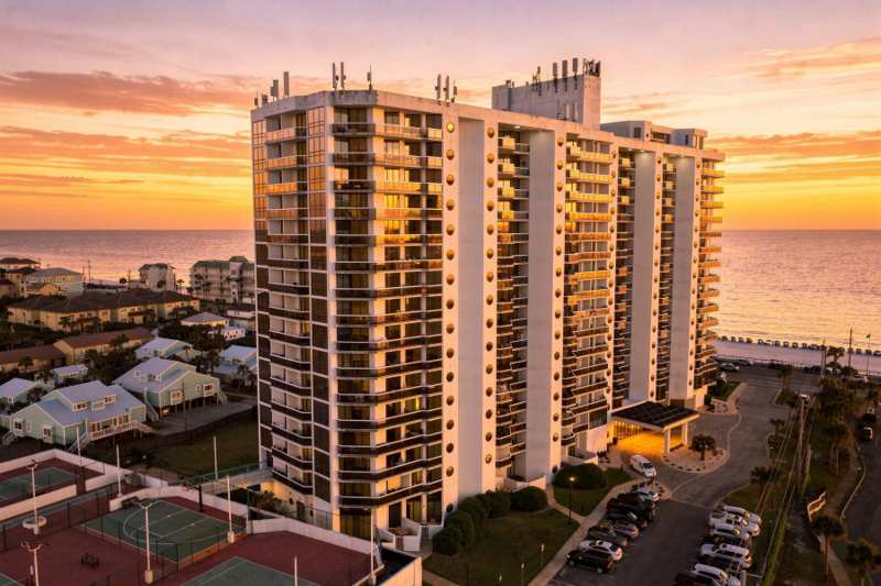 3 bedroom Condominium at 1096 Scenic Gulf Drive #Unit 1208, Destin Surfside Condo, Miramar Beach — photo 1