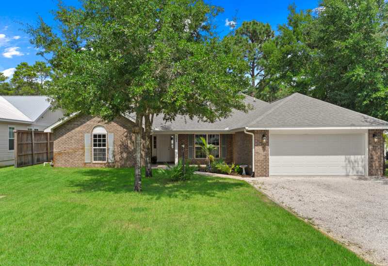 4 bedroom Detached Single Family at 102 Mason Avenue, Daughettes Amended, Santa Rosa Beach — photo 1
