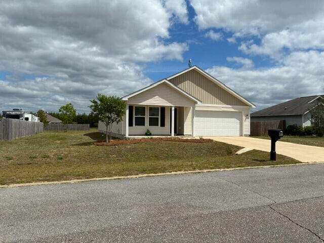 4 bedroom Detached Single Family at 15 Lockwood Way, Saw Mill Court Ph I, DeFuniak Springs — photo 1