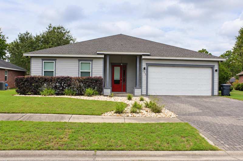 3 bedroom Detached Single Family at 105 Amadeus Avenue, Hammock Bay, Freeport — photo 1