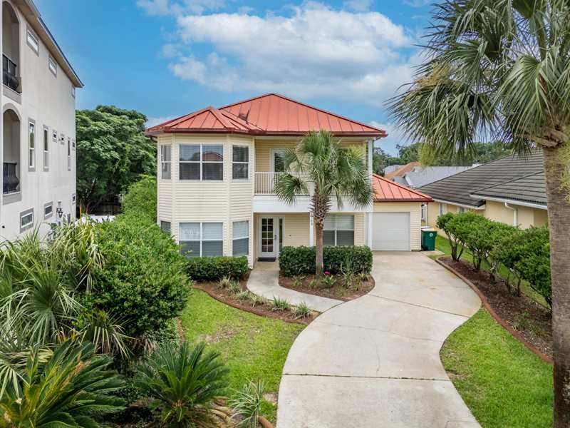 3 bedroom Detached Single Family at 2388 Palm Harbor Drive, Palm Harbor Marina, Fort Walton Beach — photo 1
