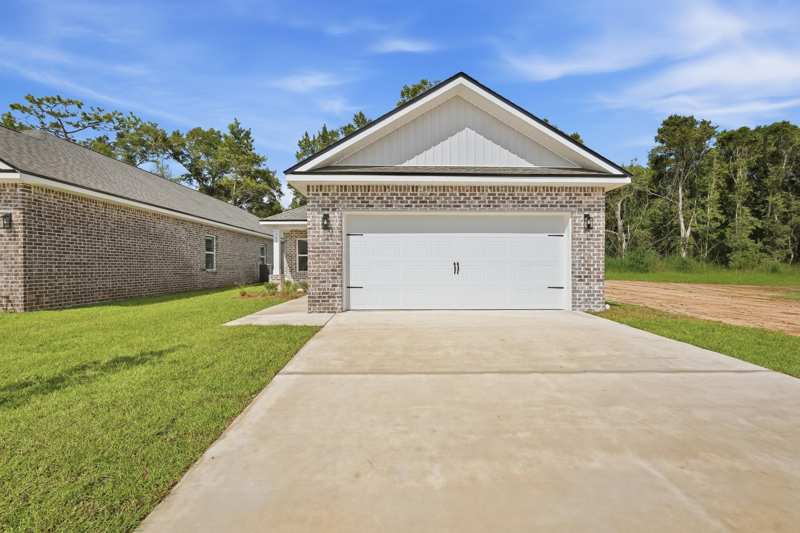 3 bedroom Detached Single Family at 105 Horizon Way, Longview Estates, Crestview — photo 1