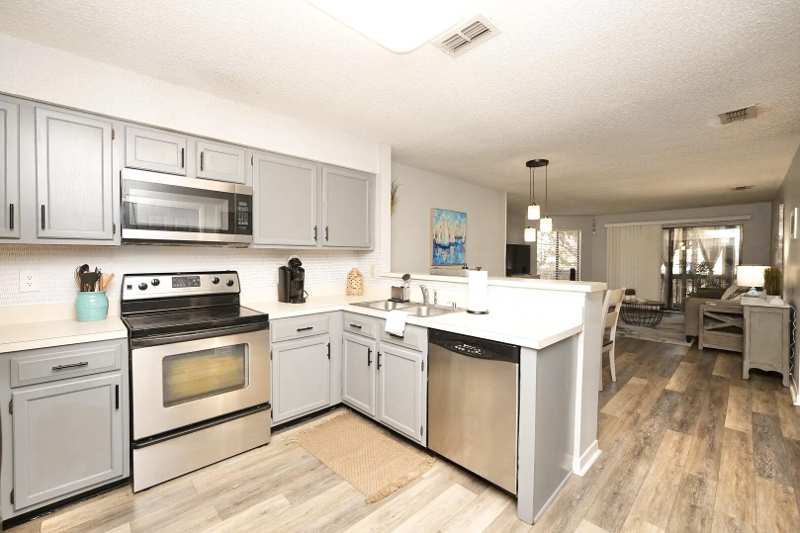 2 bedroom Condominium at 55 Bay Drive #2202, Garden Oaks Condo, Niceville — photo 1