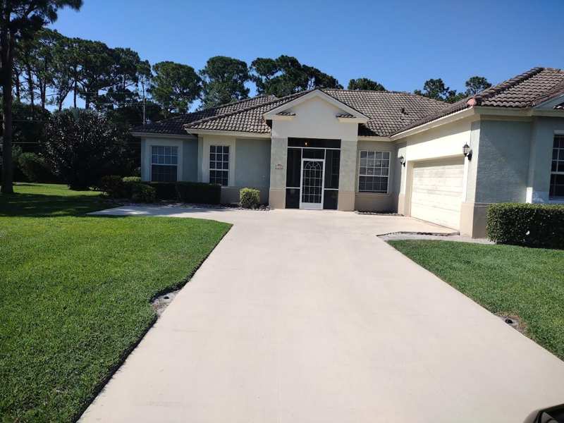 3 bedroom Single Family Residence at 3305 Bent Pine Drive, Monte Carlo Country Club Unit 1, Fort Pierce — photo 1