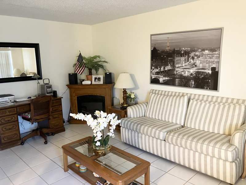 2 bedroom Condominium at 283 Durham H #283, Deerfield Beach Century Village, Deerfield Beach — photo 1