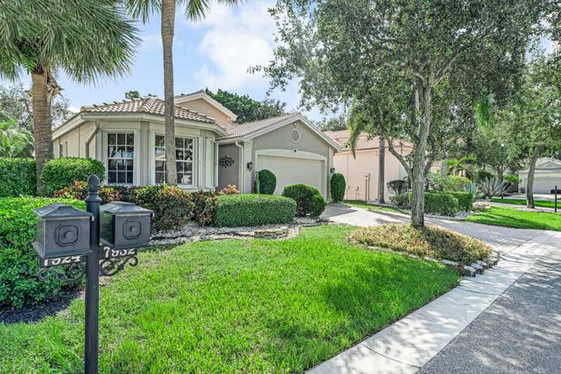 3 bedroom Single Family Residence at 7932 Seagrape Shores Drive, Valencia Shores, Lake Worth — photo 1