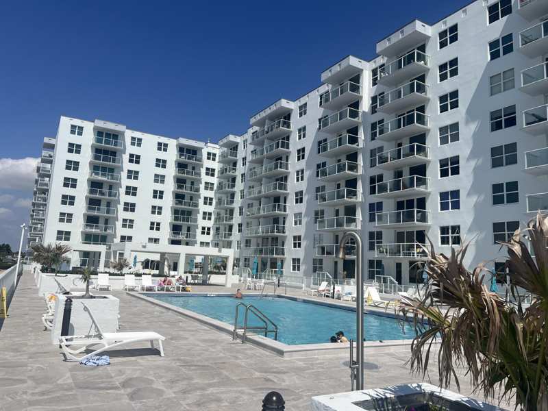 1 bedroom Condominium at 3450 S Ocean Boulevard #1040, Patrician Of Palm Beach Condo, Palm Beach — photo 1