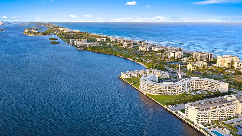 2 bedroom Condominium at 2760 S Ocean Boulevard #310, Regency Of Palm Beach, Palm Beach — photo 1