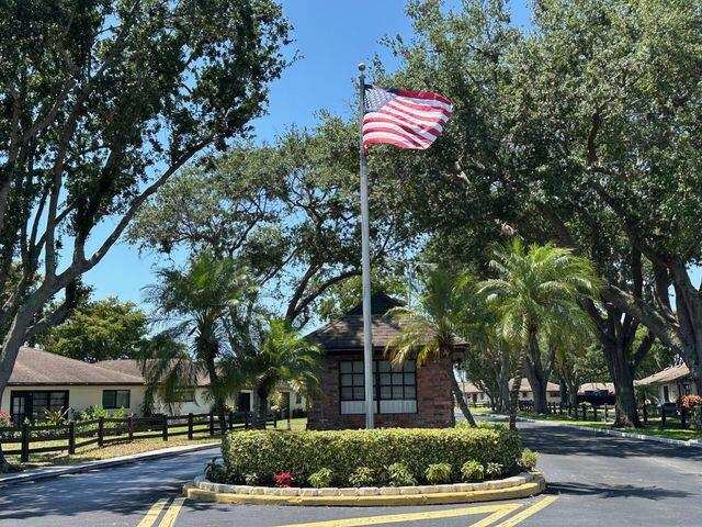 2 bedroom Villa at 4948 Equestrian Circle #B, Greentree Villas Condo, Boynton Beach — photo 1