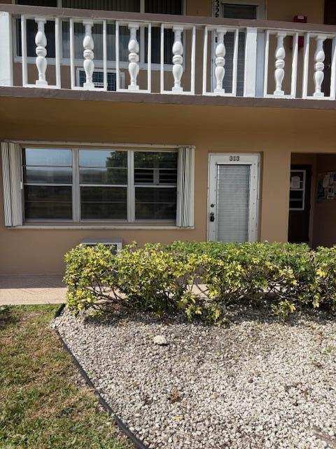 1 bedroom Condominium at 313 Andover #M, Century Village-Andover, West Palm Beach — photo 1