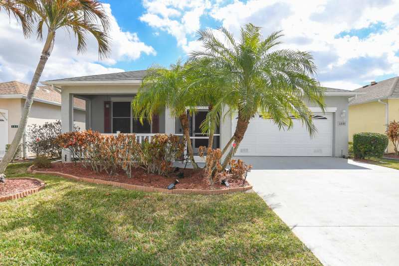 2 bedroom Single Family Residence at 569 NW Cortina Lane, Kings Isle (Isle of Marino), Port St. Lucie — photo 1