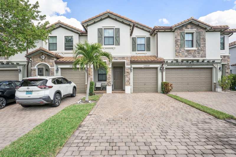 3 bedroom Townhouse at 12826 Anthorne Lane, Cambria Parc, Boynton Beach — photo 1