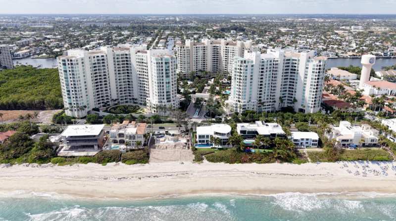 3 bedroom Condominium at 3740 S Ocean Boulevard #Apt 709, Toscana South Tower III, Highland Beach — photo 1