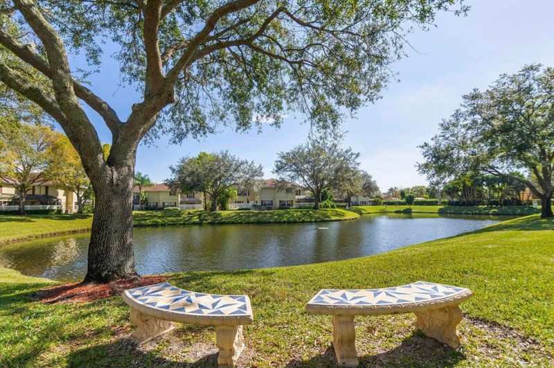 2 bedroom Townhouse at 40 Essex Court #A, Stamford At Royal Palm Beach, Royal Palm Beach — photo 1