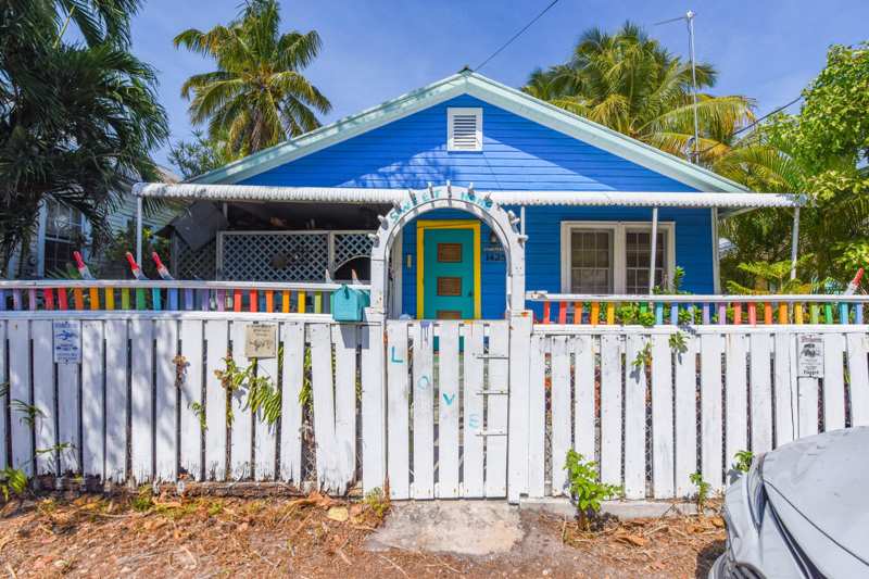3 bedroom Single Family Residence at 1425 Eliza Street, Island City Land Sub (1.0), Key West — photo 1