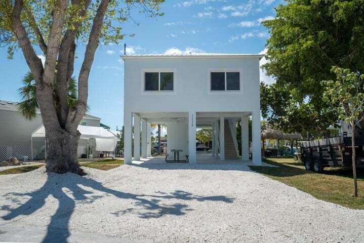 3 bedroom Single Family Residence at 1119 Calder Road, Cross Key Waterways (103.0), Key Largo — photo 1