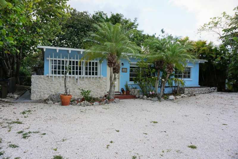 3 bedroom Single Family Residence at 229 2nd Road, Largo Sound Vill (104.0), Key Largo — photo 1