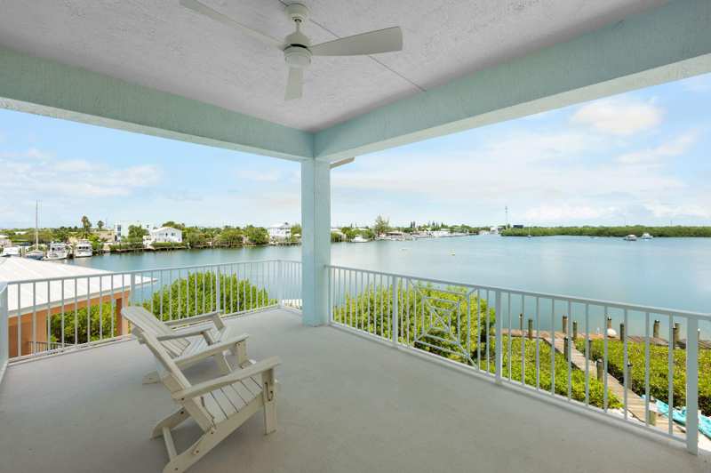 4 bedroom Single Family Residence at 171 Avenue D, Coco Plum (54.6), Marathon — photo 1