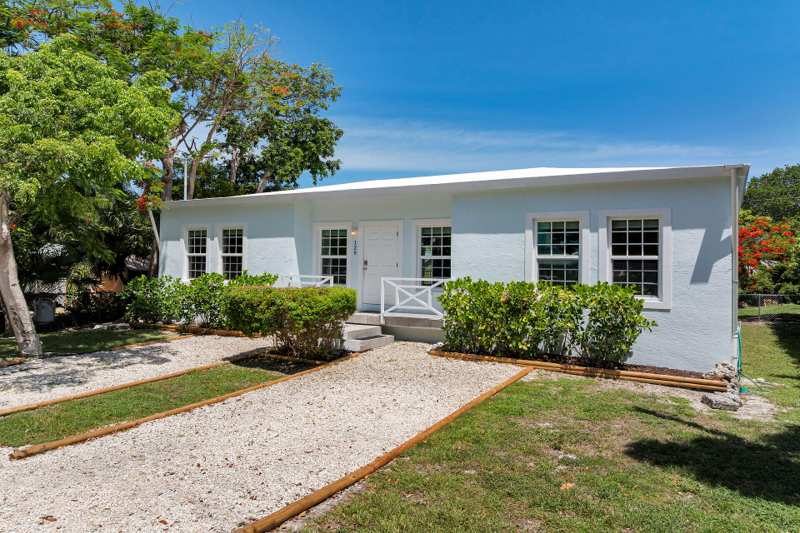 3 bedroom Single Family Residence at 129 Tavern Drive, Tavernier No 2 (91.5), Key Largo — photo 1