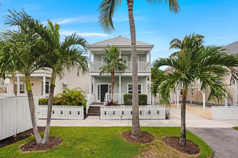 3 bedroom Single Family Residence at 7219 Simran Lane, The Sanctuary @ Hawk's Cay (61.0), Duck Key — photo 1