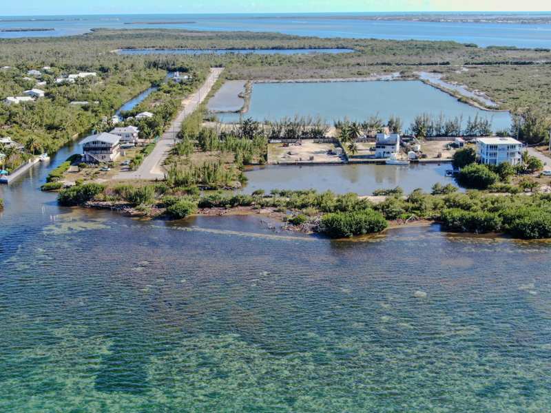 3 bedroom Single Family Residence at 32029 Marginella Drive, Dolphin Estates (33.0), Big Pine Key — photo 1