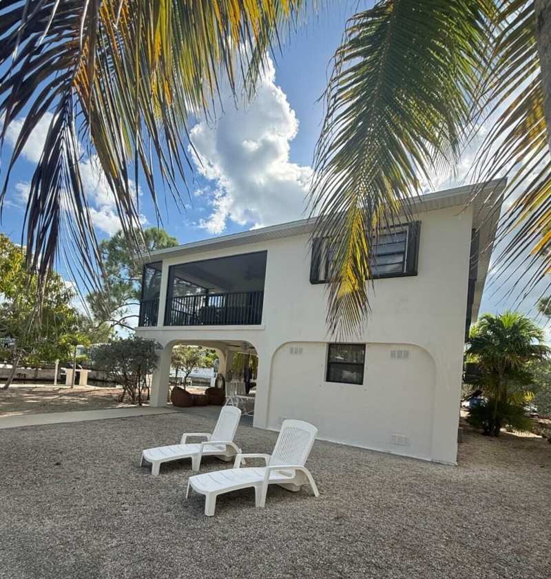 2 bedroom Single Family Residence at 1539 Lantana Lane, Eden Pines Colony (29.0), Big Pine Key — photo 1
