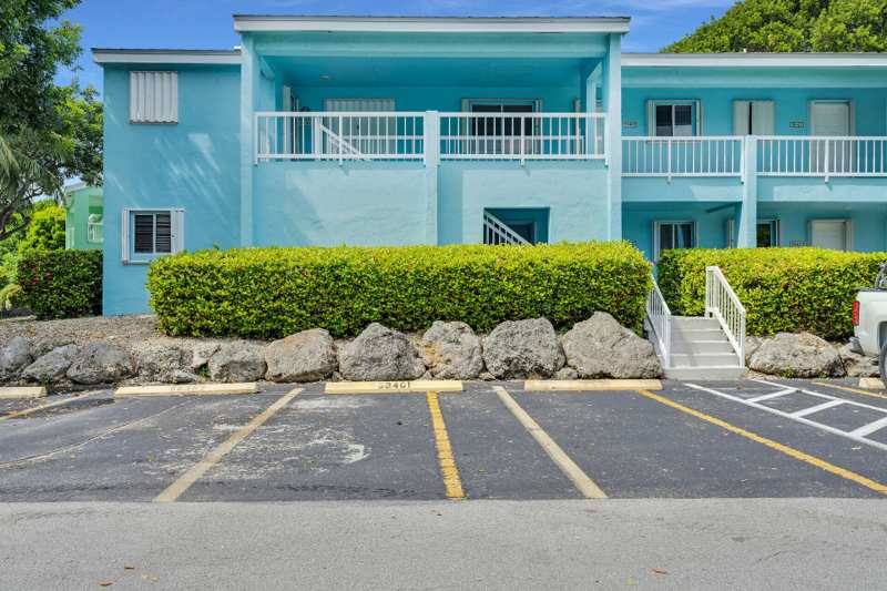 2 bedroom Condominium at 98381 Windward Avenue, Landings of Largo (98.0), Key Largo — photo 1