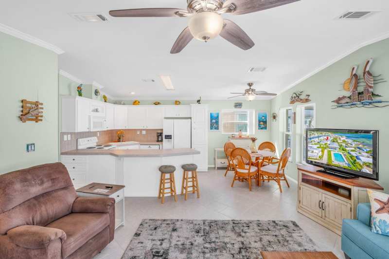 2 bedroom Mobile Home at 55 Boca Chica Road #447, Seaside Resort Tp (10.0), Big Coppitt — photo 1