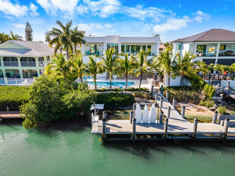 4 bedroom Single Family Residence at 520 Sombrero Beach Road, Sombrero Bch Village (49.5), Marathon — photo 1