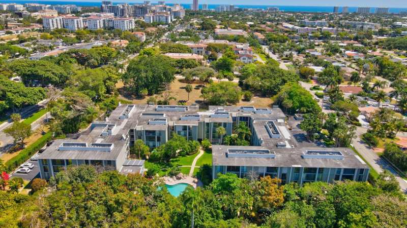 3 bedroom Condominium at 501 SW 11th Place #403, Corinthian Gardens, Boca Raton — photo 1