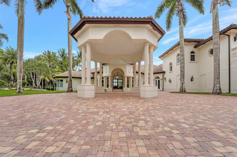 7 bedroom Single Family Residence at 3440 Stallion Lane, Isles Of Windmill Ranch 1, Weston — photo 1
