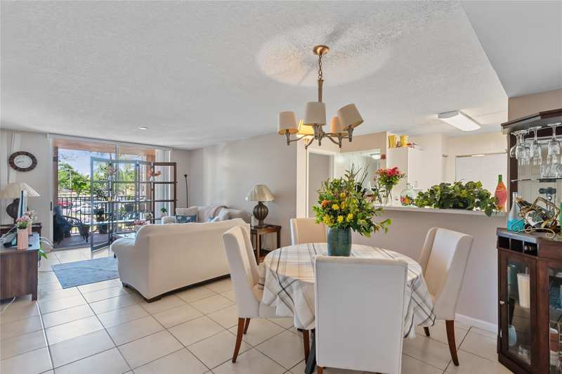 3 bedroom Condominium at 2133 Renaissance Boulevard #205, Enclave At Miramar, Miramar — photo 1