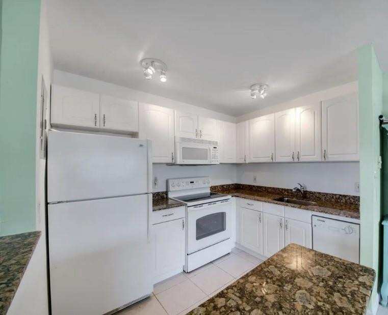 1 bedroom Condominium at 223 Flanders #E, Kings Point Flanders Cond, Delray Beach — photo 1